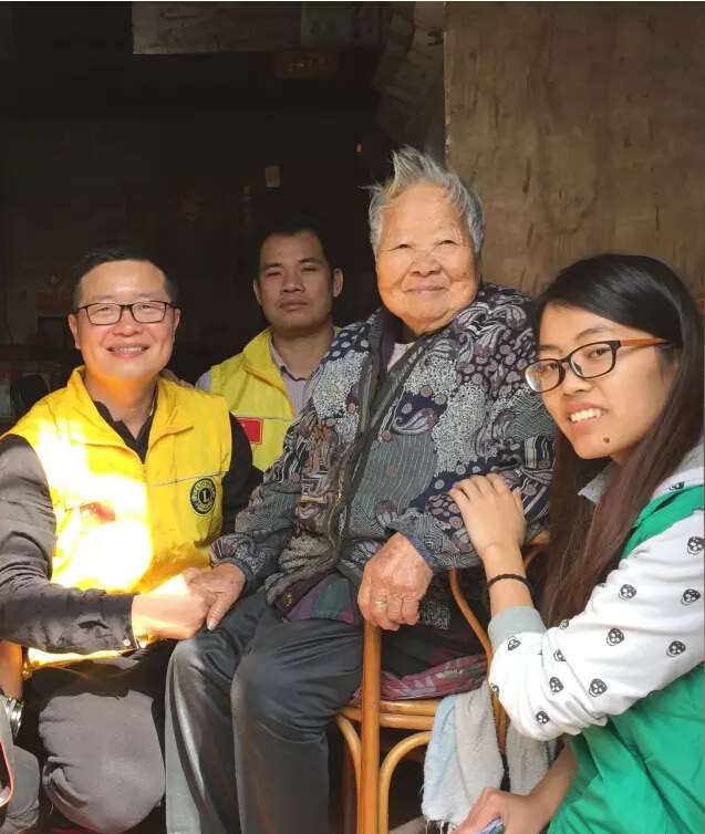 百善孝行,关爱老人-索拉润滑油 百善孝行,关爱老人-索拉润滑油