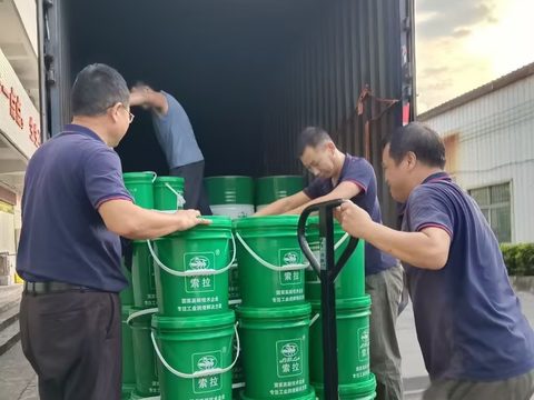索拉产品装车发货实拍